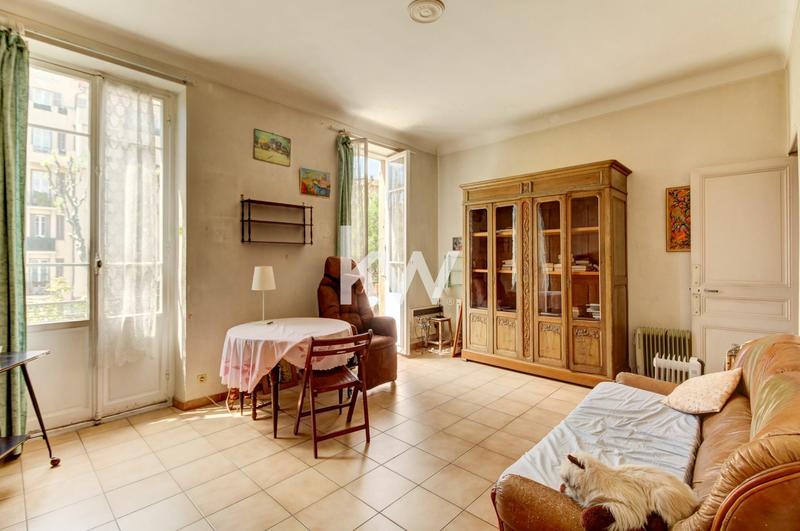 Appartement - 80 m² - 4 pièces