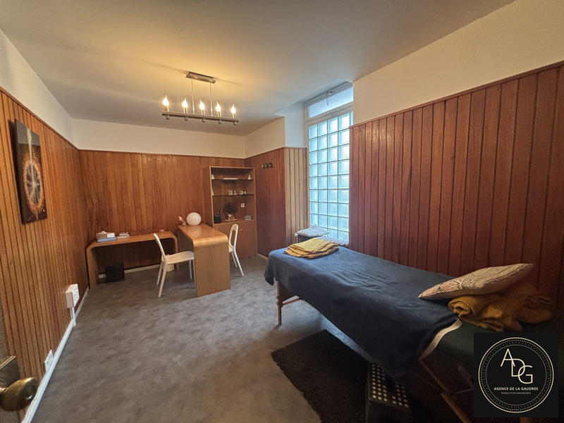 Local d'activités - 90 m² - 3 pièces