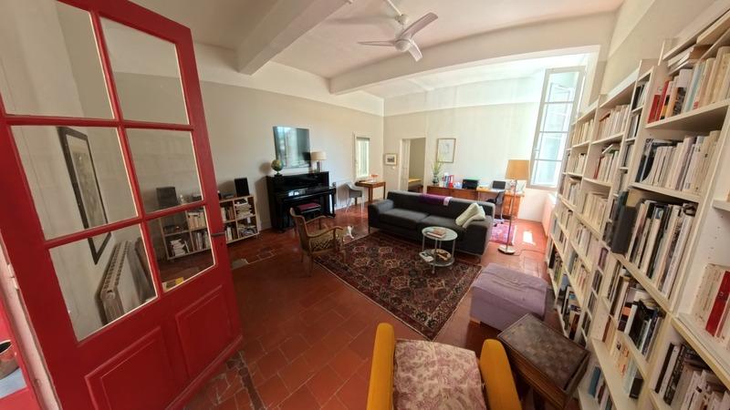 Maison - 291 m² - 5 pièces