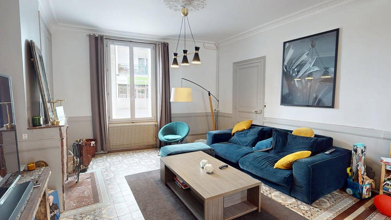 Maison - 167 m² - 6 pièces