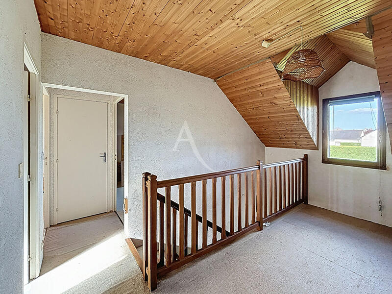 Maison - 140 m² - 7 pièces