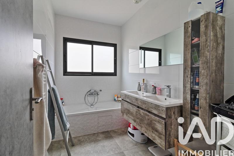 Maison - 130 m² - 4 pièces