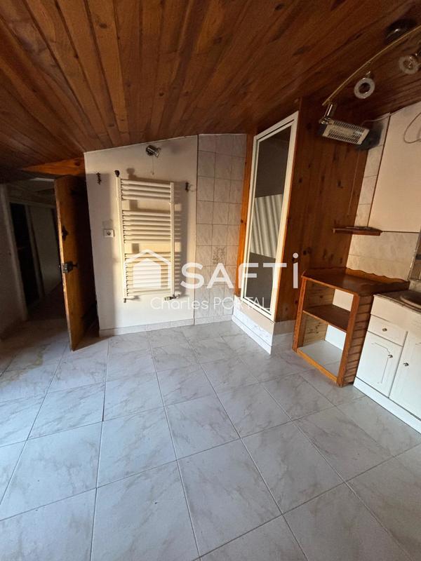 Maison - 280 m² - 7 pièces