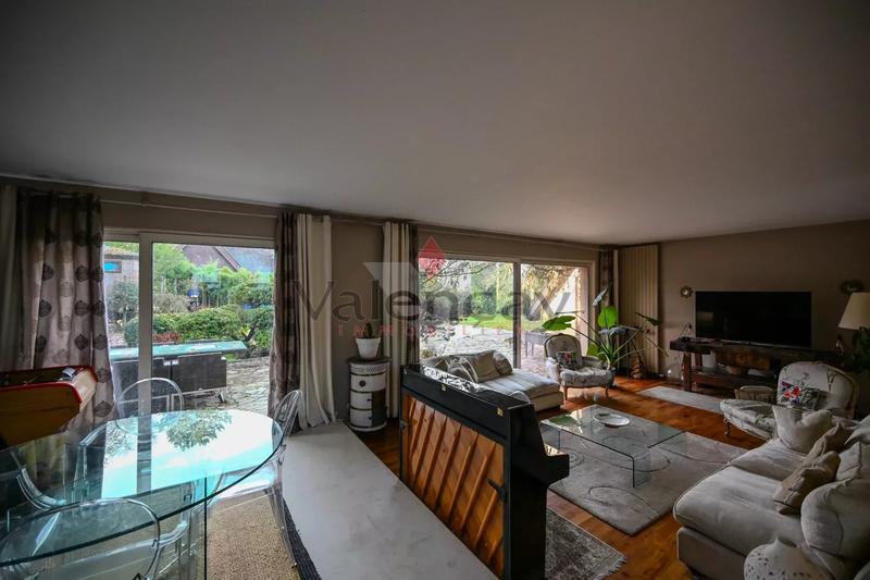 Villa - 142 m² - 5 pièces