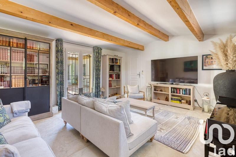 Maison - 308 m² - 12 pièces