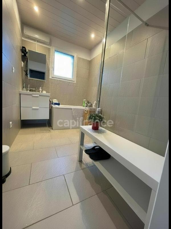 Maison - 68 m² - 5 pièces