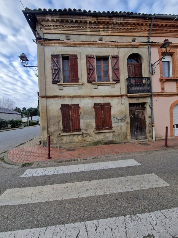 Maison - 200 m² - 8 pièces