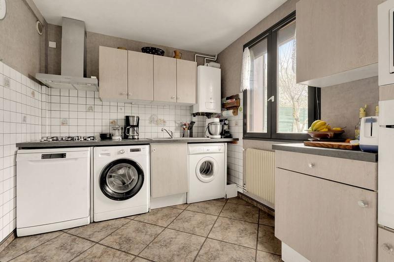 Maison traditionnelle - 90 m² - 5 pièces