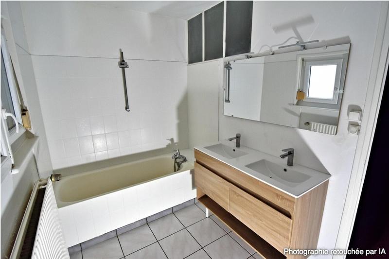 Maison - 83 m² - 4 pièces