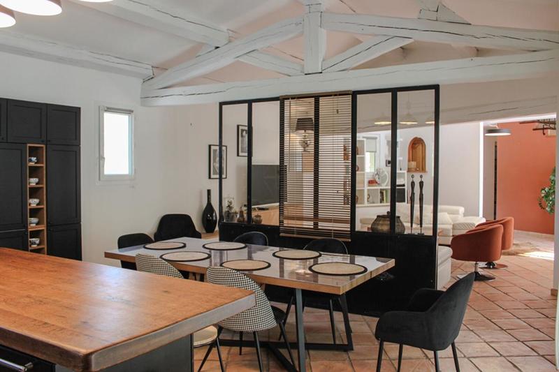 Villa - 190 m² - 6 pièces