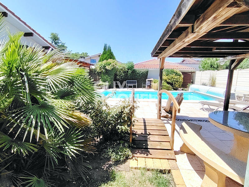 Maison - 124 m² - 6 pièces