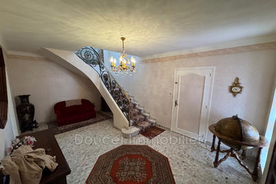 Maison - 189 m² - 5 pièces