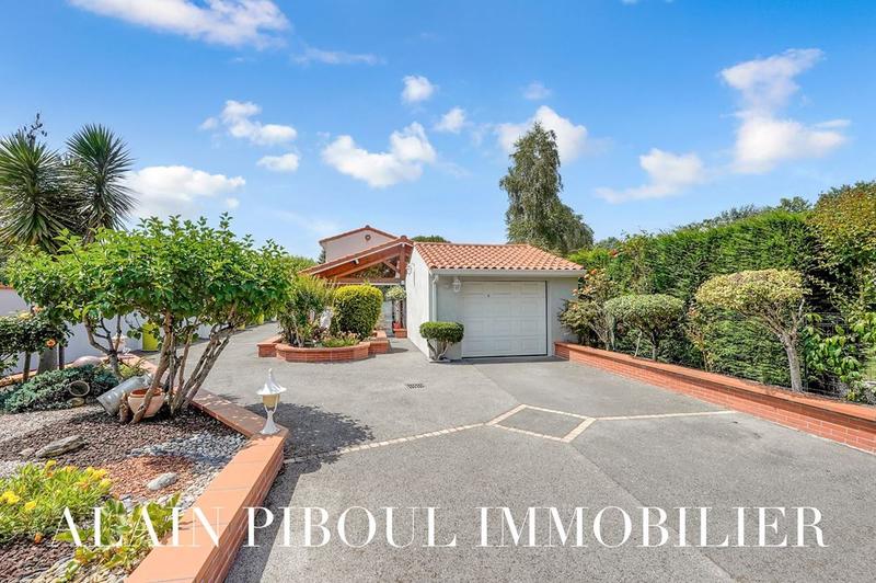 Maison traditionnelle - 120 m² - 4 pièces