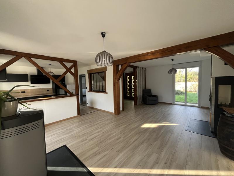 Maison - 158 m² - 6 pièces