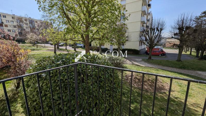 Appartement - 82 m² - 4 pièces