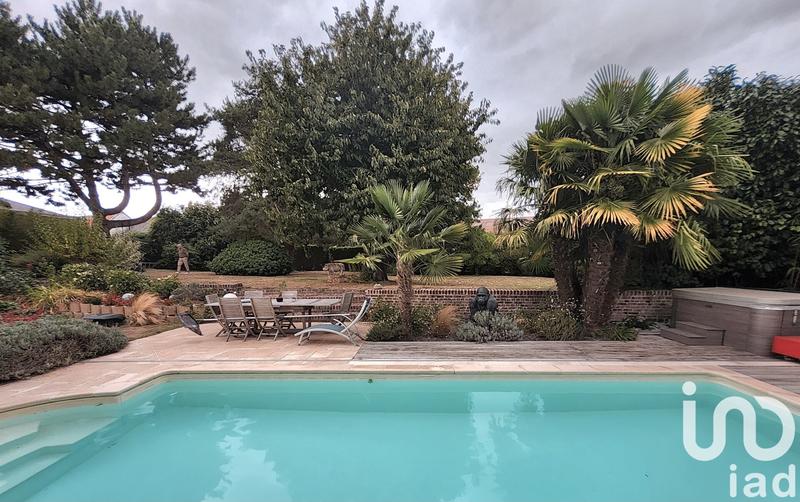 Maison - 315 m² - 11 pièces