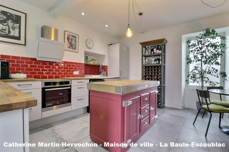 Maison - 176 m² - 7 pièces