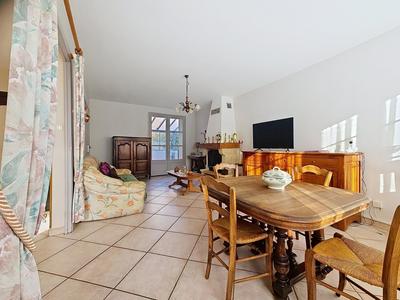 Maison - 137 m² - 4 pièces