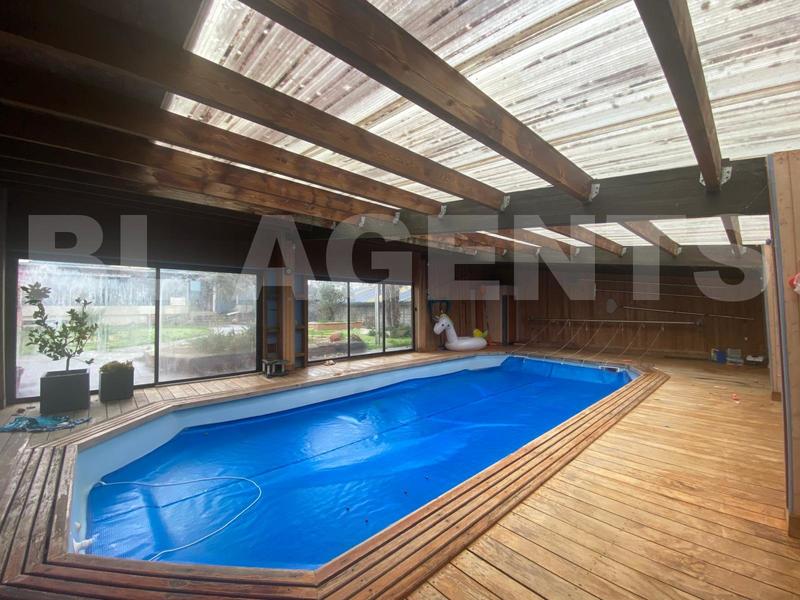 Maison de village - 250 m² - 5 pièces