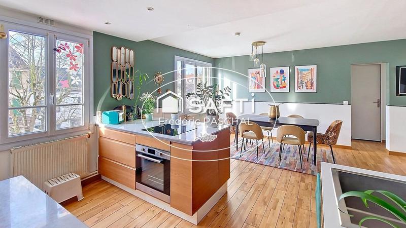 Appartement - 77 m² - 4 pièces