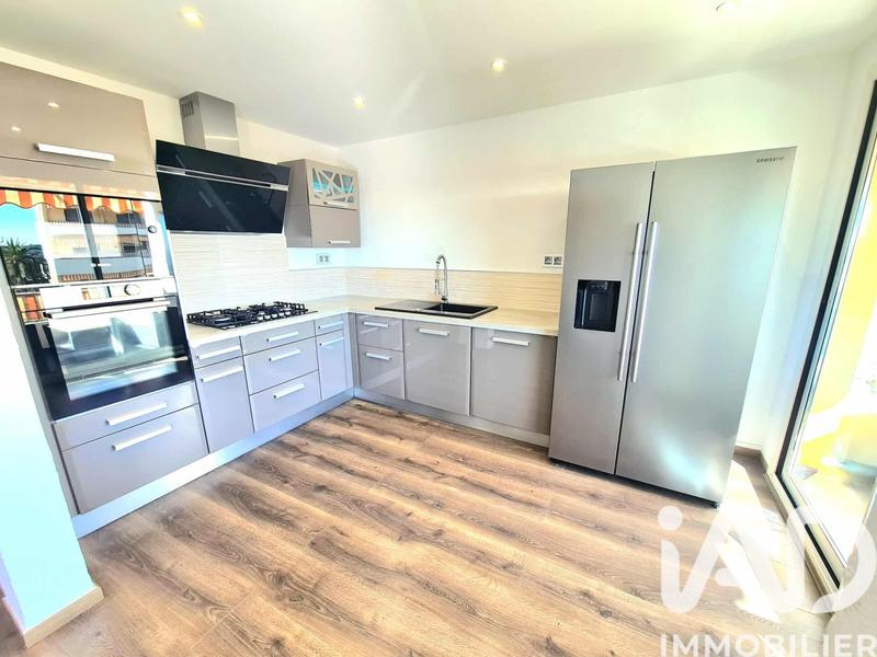 Appartement - 77 m² - 4 pièces