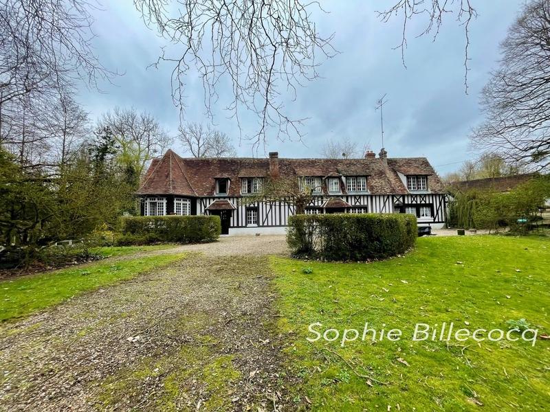 Propriété - 284 m² - 10 pièces