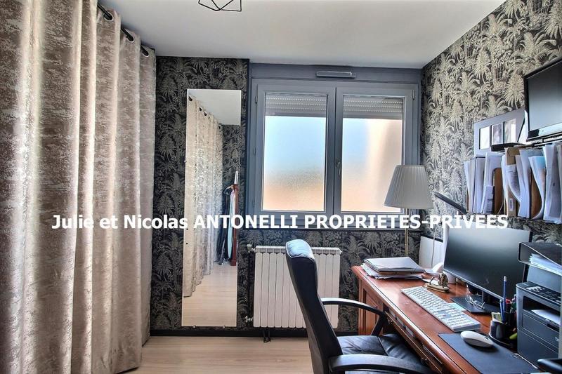 Appartement - 96 m² - 4 pièces