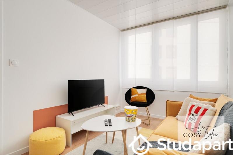 Chambre - 10 m² - 1 pièce