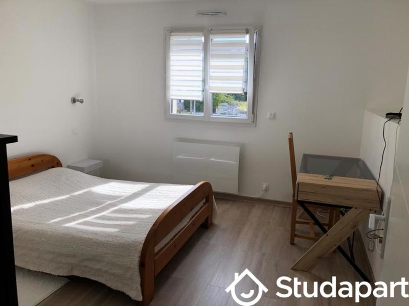 Chambre - 14 m² - 1 pièce