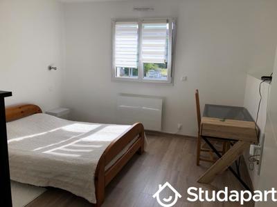 Chambre - 14 m² - 1 pièce