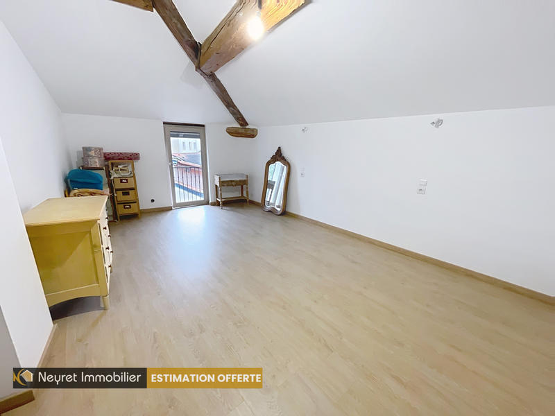 Maison - 267 m² - 6 pièces