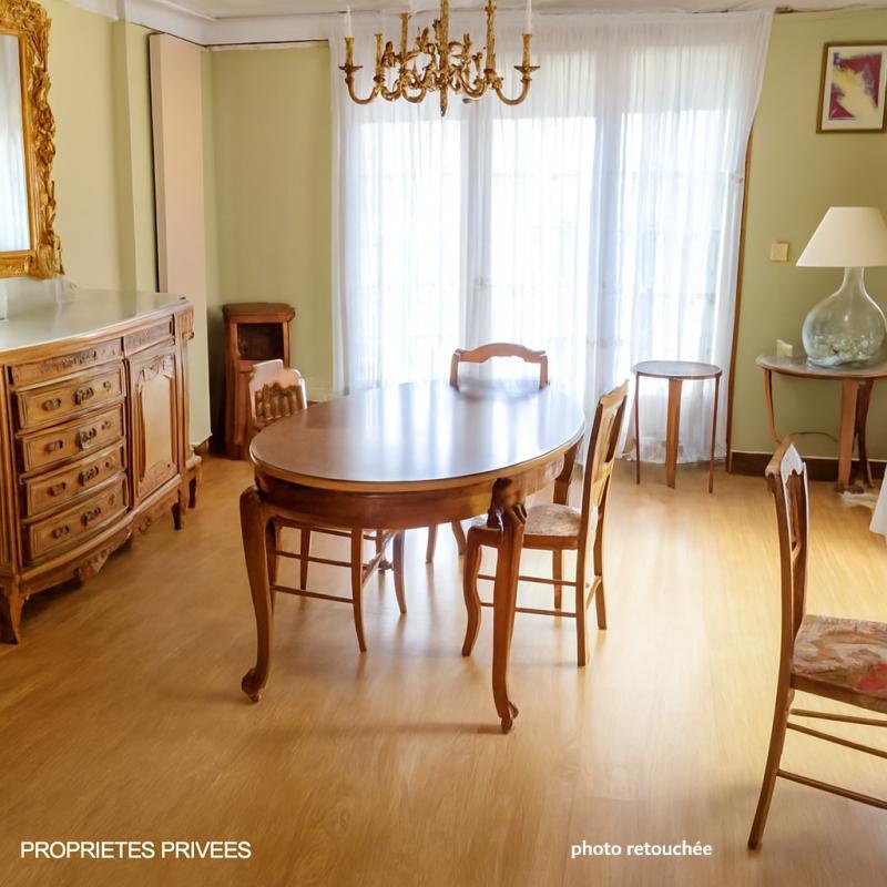 Maison - 180 m² - 7 pièces