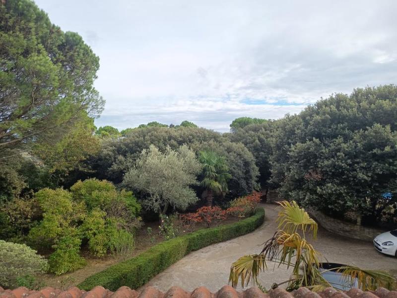 Maison - 182 m² - 10 pièces