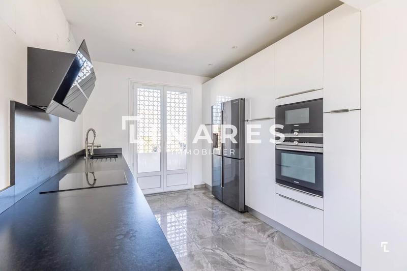 Appartement - 75 m² - 3 pièces