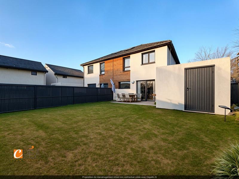 Maison - 83 m² - 5 pièces