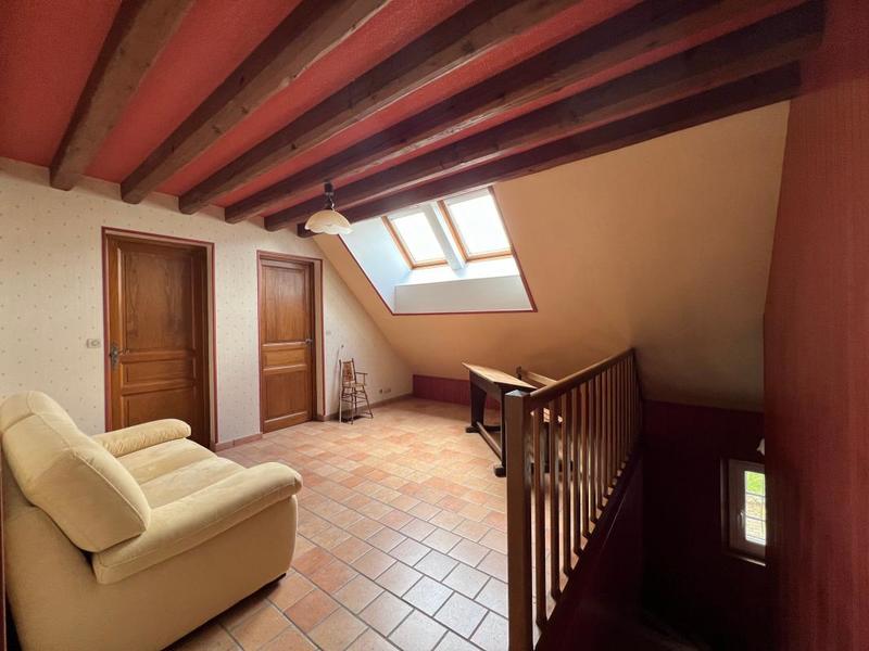 Maison - 233 m² - 7 pièces