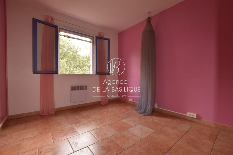 Maison - 165 m² - 8 pièces