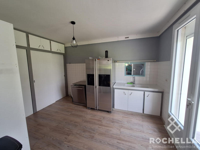 Maison traditionnelle - 198 m² - 7 pièces