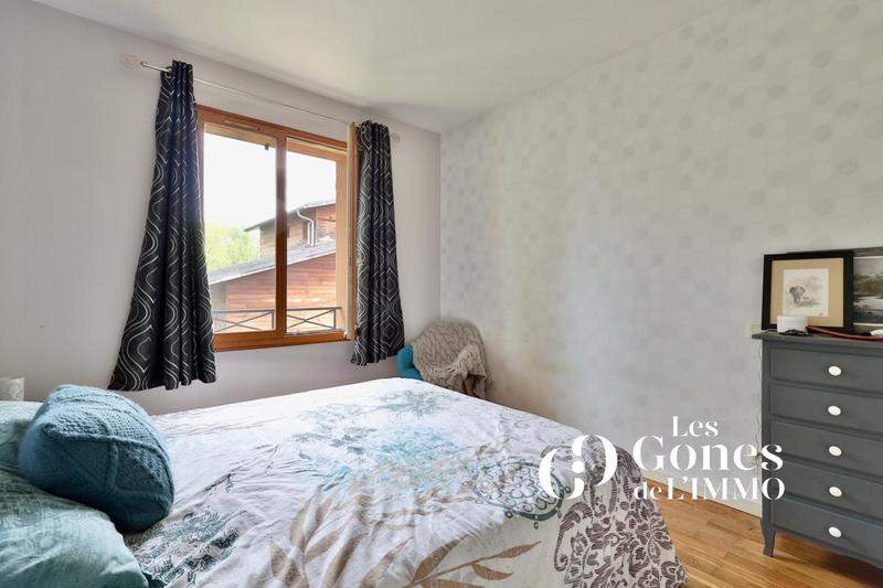 Maison - 189 m² - 8 pièces