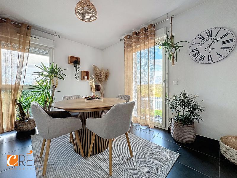 Maison - 88 m² - 6 pièces