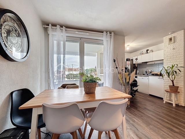 Appartement - 56 m² - 3 pièces