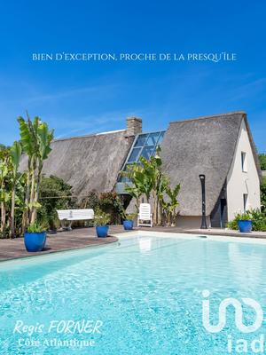 Maison - 203 m² - 7 pièces