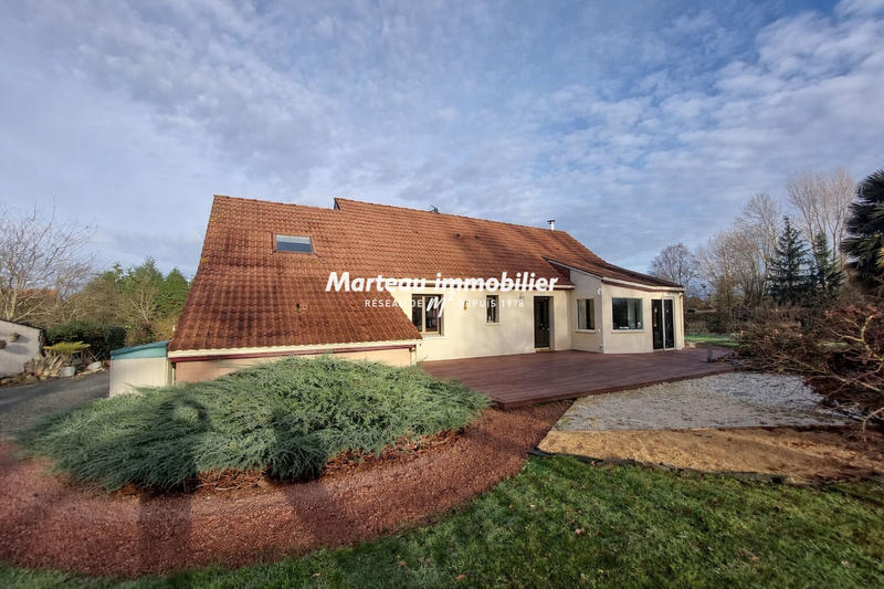 Maison - 180 m² - 5 pièces