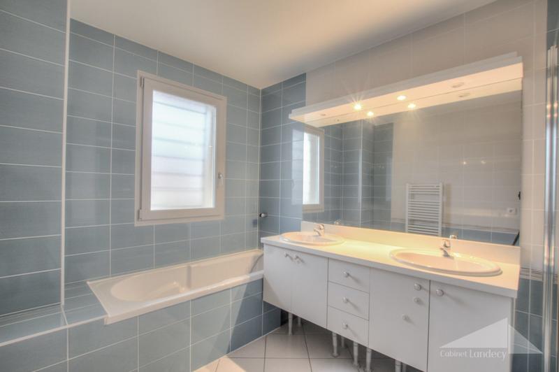 Maison - 152 m² - 6 pièces