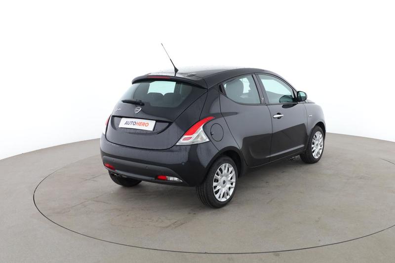 Lancia Ypsilon 1.2 Gold 69 ch