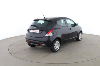 Lancia Ypsilon 1.2 Gold 69 ch