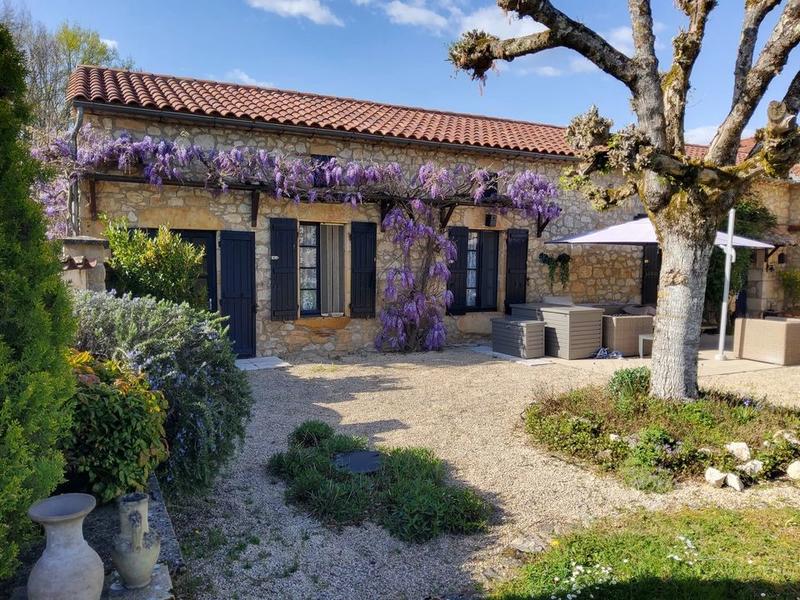 Maison - 226 m² - 6 pièces