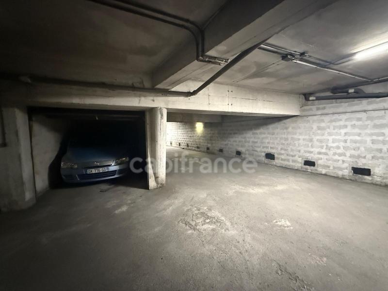 Garage - 12 m²