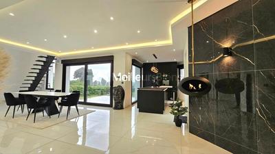 Maison d'architecte - 110 m² - 4 pièces