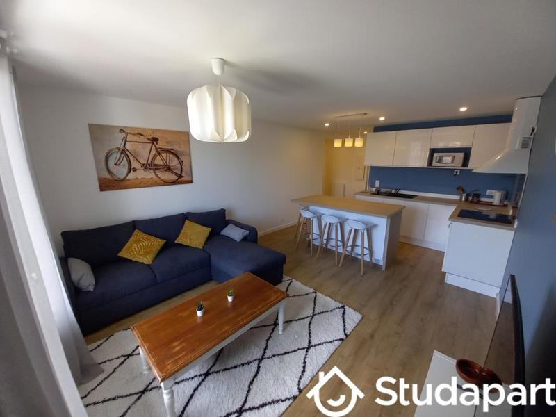 Chambre - 9 m² - 1 pièce